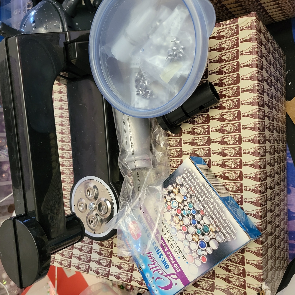 Crafting Rhinestone Set with Black Tool